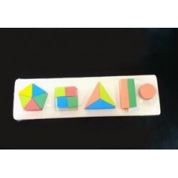 ENCAIXE DIVERTIDO - CORES E FRAÇÕES